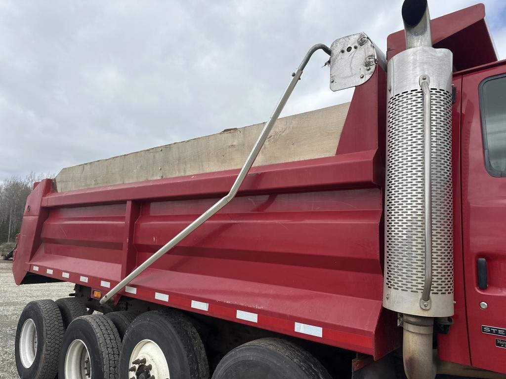 2005 Sterling Lt 9513 Quad Axle Dump Truck