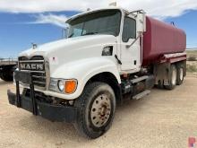 2005 MACK  CV713 T/A WATER TRUCK ODOMETER READS 307,107 MILES, VIN/SN: 1M2A