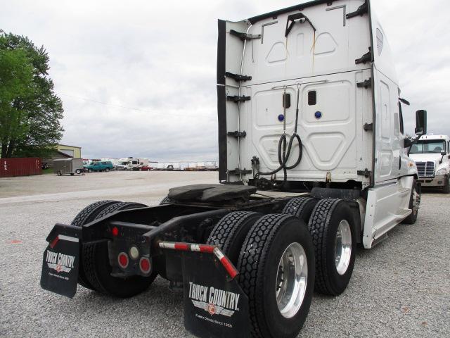 2014 FREIGHTLINER Cascadia Evolution CA12564ST Conventional