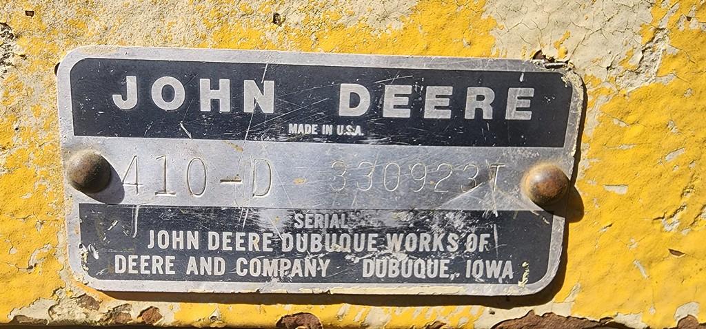 John Deere 410D Backhoe (AS IS)