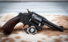 Smith and Wesson pre model 10 Victory with lanyard loop, pinned, 5 screw, 38 SPL serial number 33434