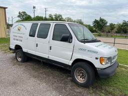 2001 Ford Econo Van Cargo - 169,991 miles - No keys - Parts only