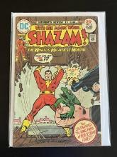Shazam The World's Mightiest Mortal DC Comic #18 Bronze Age 1975