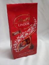 Single 8.5oz Bag of Lindt Lindor Milk Chocolate Truffles