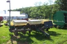 JD 7000 6-row Corn Planter
