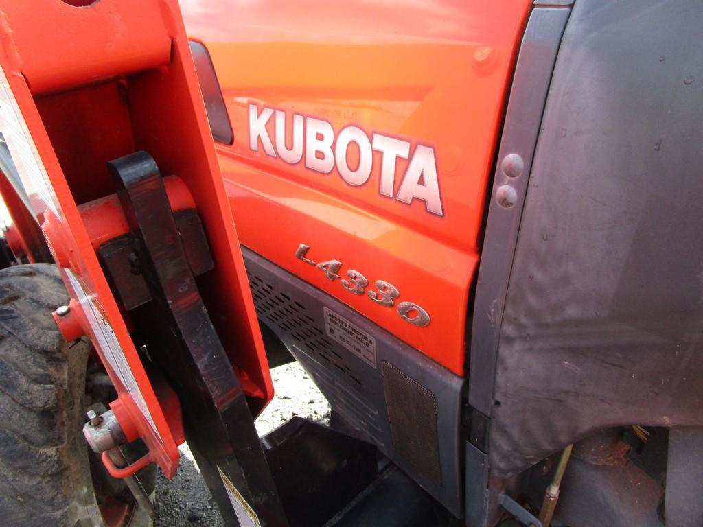 KUBOTA L4330 TRACTOR W LOADER