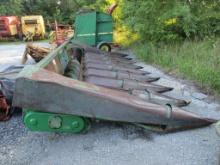 JOHN DEERE 843 CORN HEAD