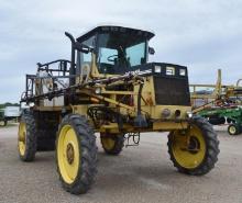 RoGator 664 Self Propelled Sprayer