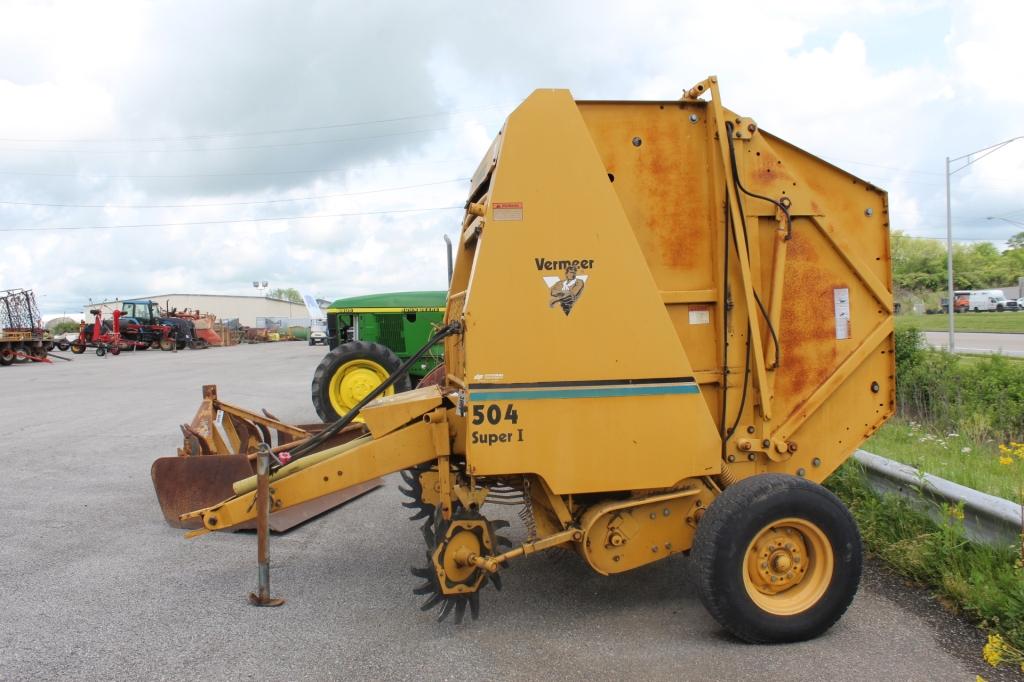 Vermeer 504 Super I Round Baler