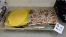 placemats, large lot of various styles in storage tub