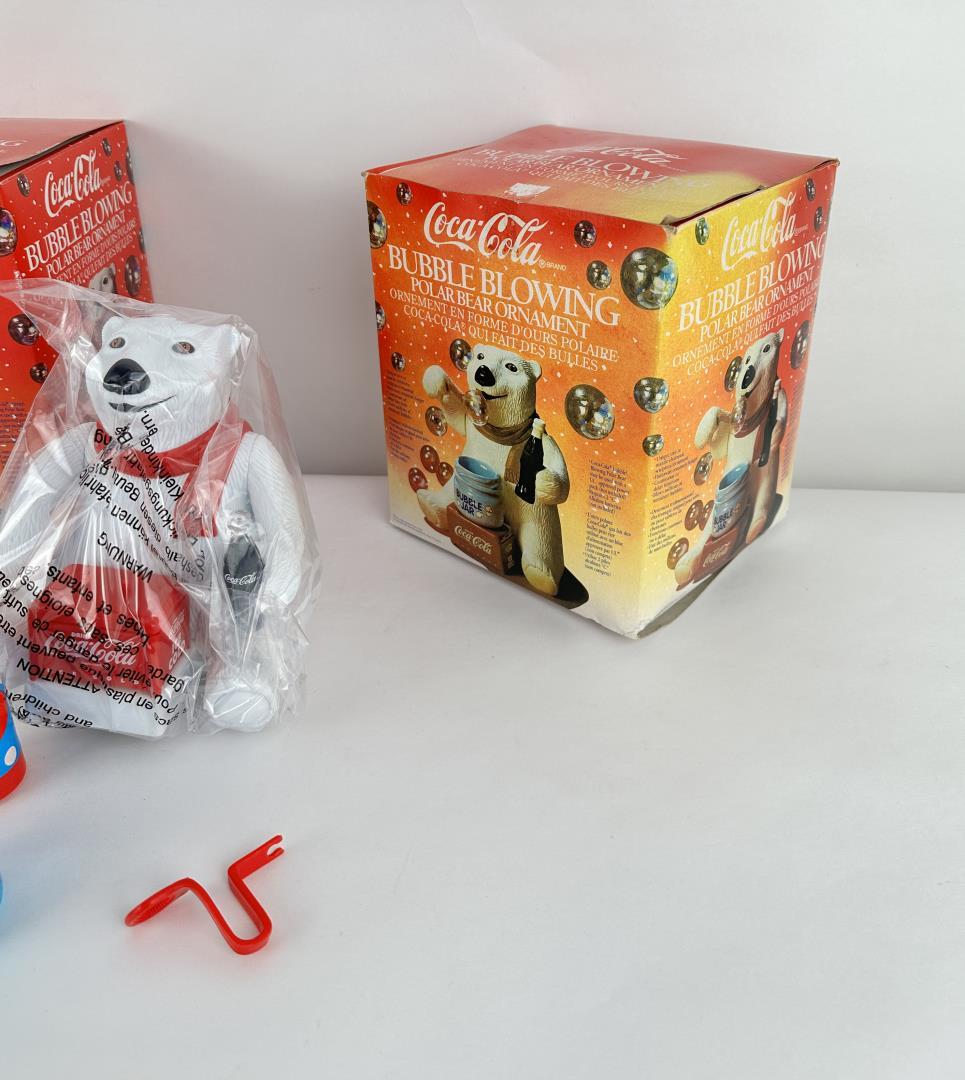 Coca Cola Bubble Blowing Bears