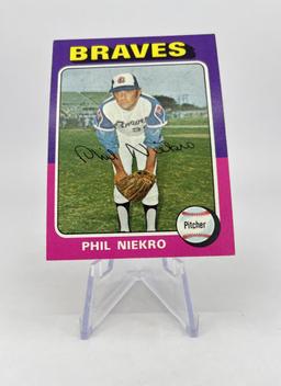 1975 Topps Phil Niekro #130 Baseball Card