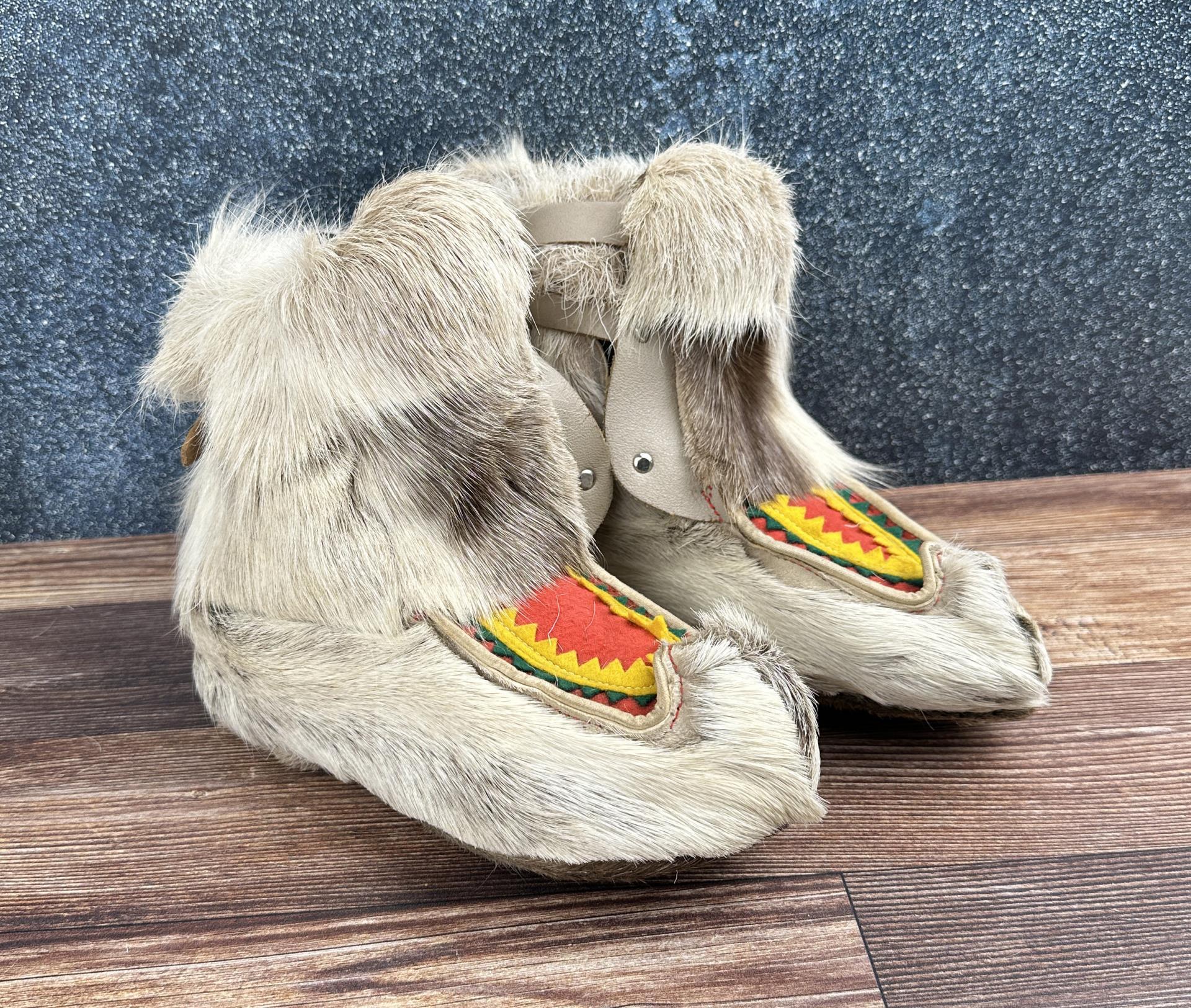 Norwegian Sami Nutuka Lapland Moccasins