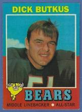 Sharp 1971 Topps #25 Dick Butkus Chicago Bears
