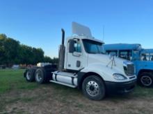 2008 Freightliner Cascadia Day Cab