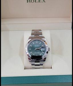 New Rolex Green Motif Dial Oysterperpetual Datejust 41mm Comes with Box & Papers