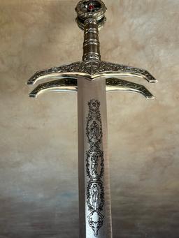 Robin of Locksley/Earl of Huntington Sword with Leather Sheath