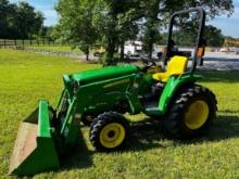 2014 JOHN DEERE 3038E Farm Tractor