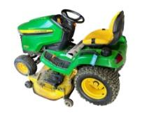John Deere Lawn Tractor X530 w/ leaf and clipping bagger, 375 hrs