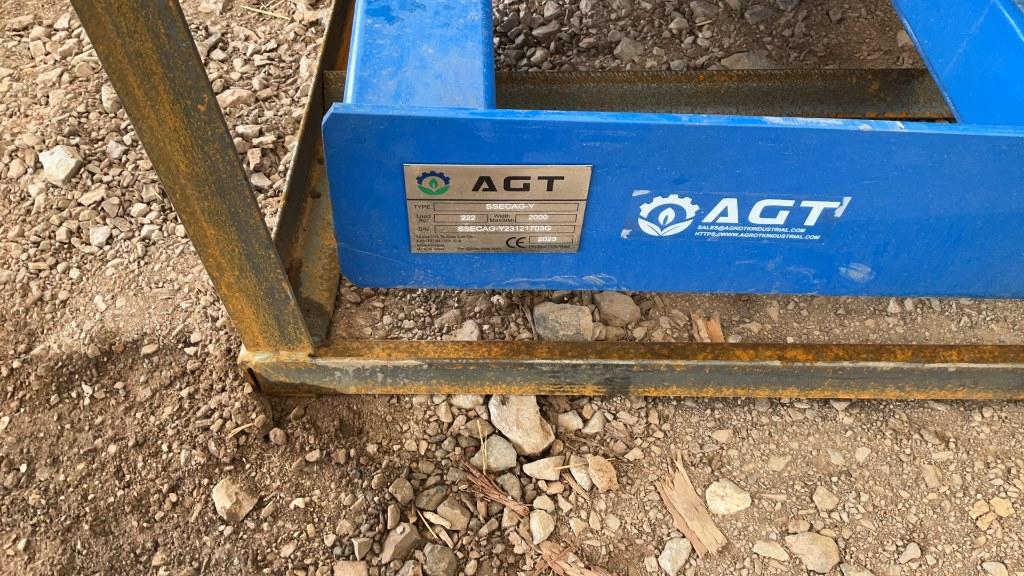 New Agrotk Post Hole Digger