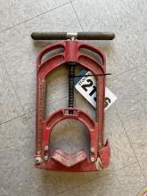 Reed 2-4" Guillotine