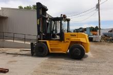 2000 Yale Forklift GDP210 - 20,000lbs