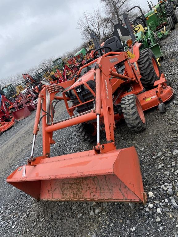 Kubota B7800 Tractor