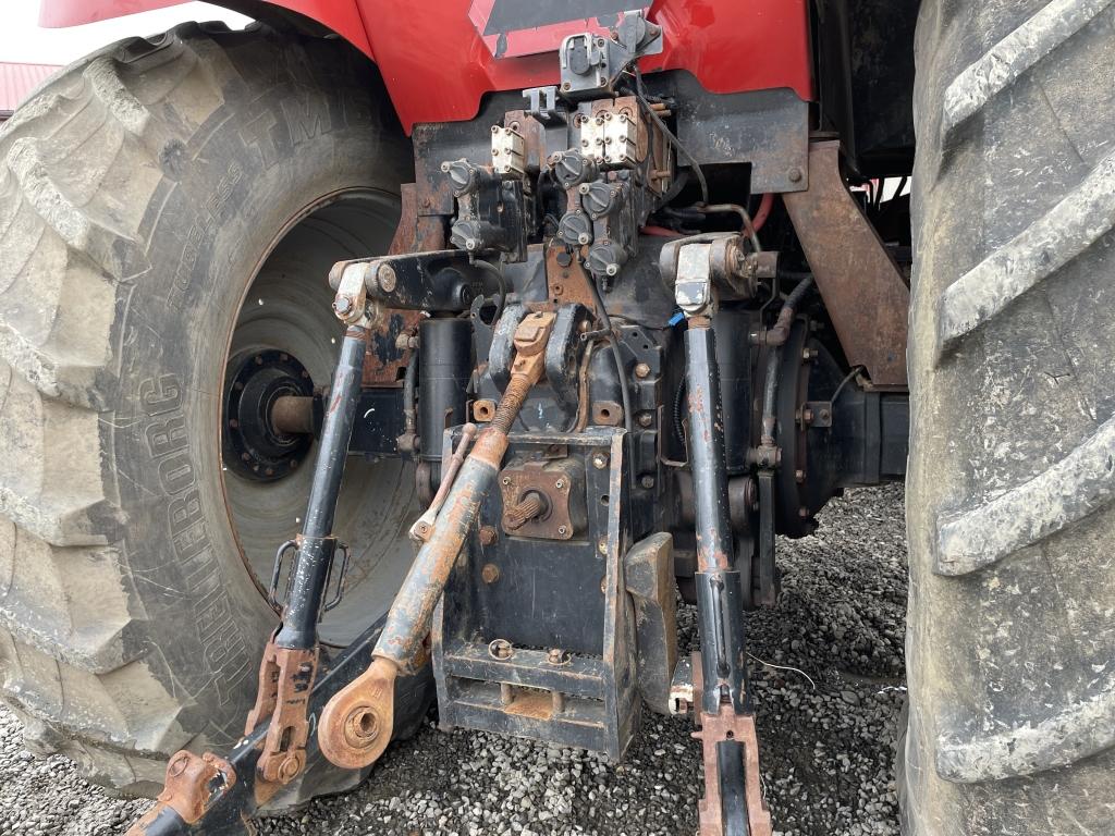 Case IH Magnum 210 Tractor