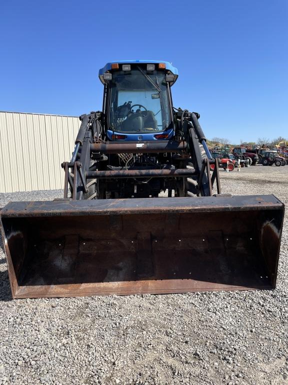 New Holland TV140 Tractor