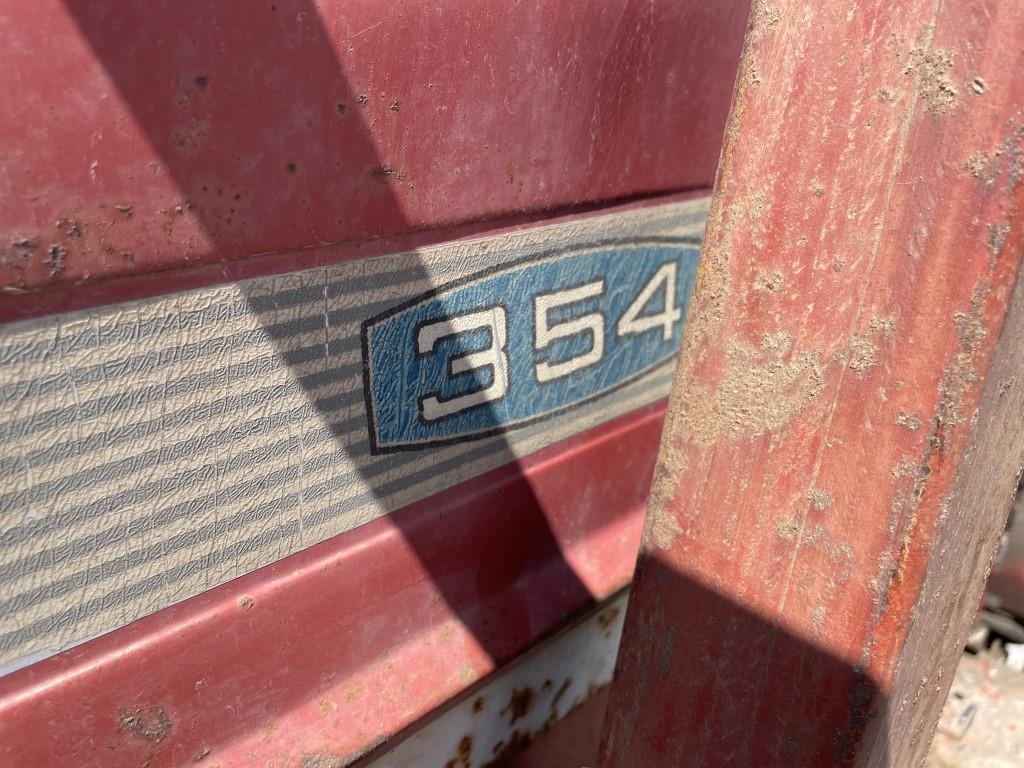 International 354 tractor