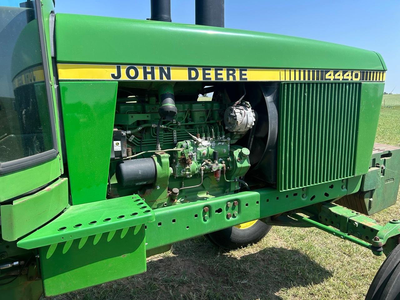 1980 John Deere 4440