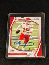 Patrick Mahomes II autographed card w/coa