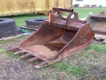 STRICKLAND 36" EXCAVATOR  BUCKET