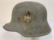 NAZI GERMAN ARMY EARLY M18 STEEL HELMET WITH DECAL BUTTLEFIELD PICK UP