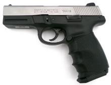 Smith & Wesson SW40VE .40 S&W Pistol