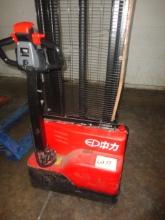 LOT ELECTRIC FORK LIFT PALLET TRUCK, EP WSA 161/4500 ONBOARD 120VOLT CHARGE