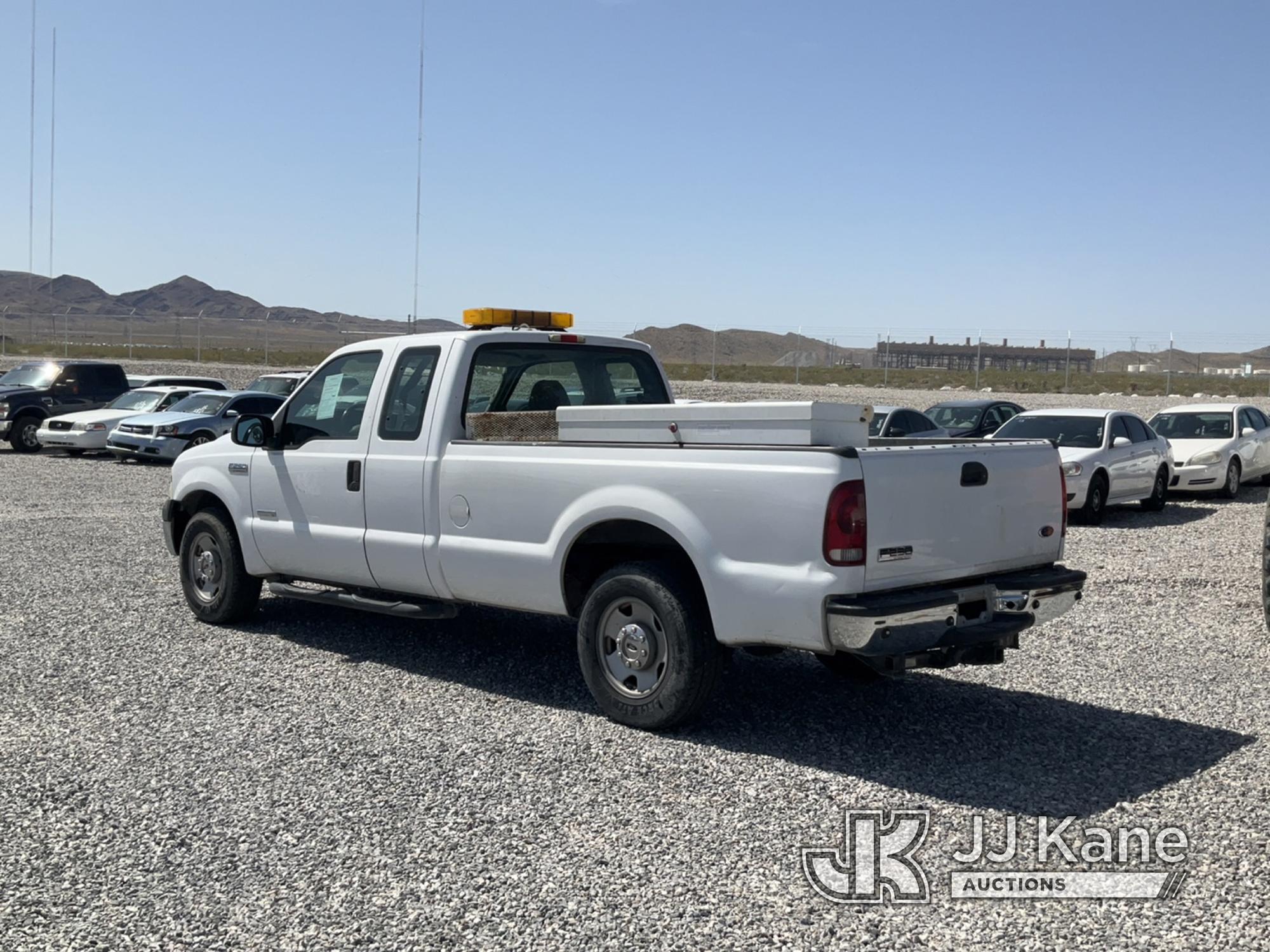 (Las Vegas, NV) 2006 Ford F250 Towed In, Body Damage Turns Over Will Not Start & Does Not Move