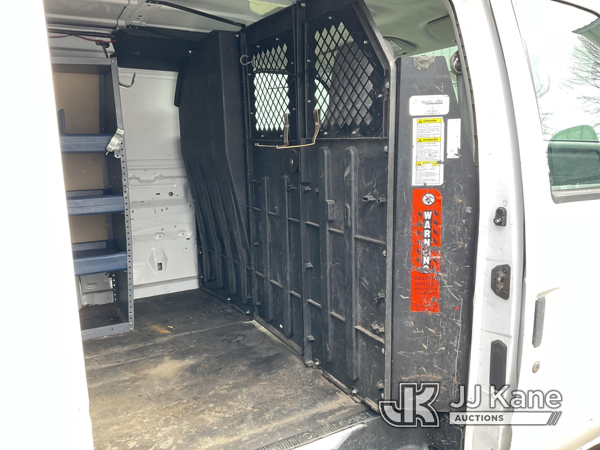 (Neenah, WI) 2013 Ford E150 Cargo Van Runs & Moves) (Some Rust & Body Damage-Refer To Photos.