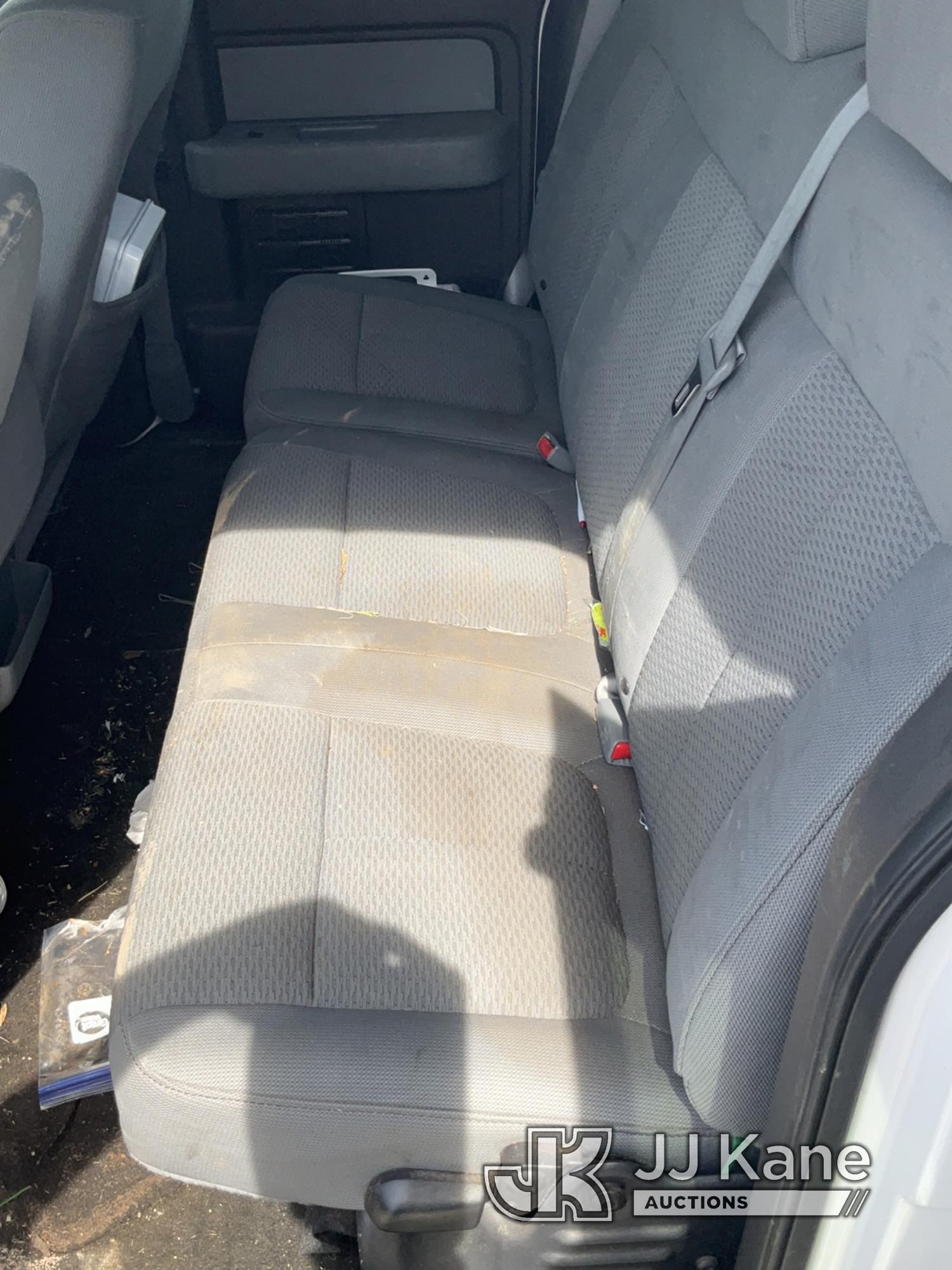 (South Beloit, IL) 2014 Ford F150 Extended-Cab Pickup Truck Runs, Moves, Airbag Light On, Check Engi