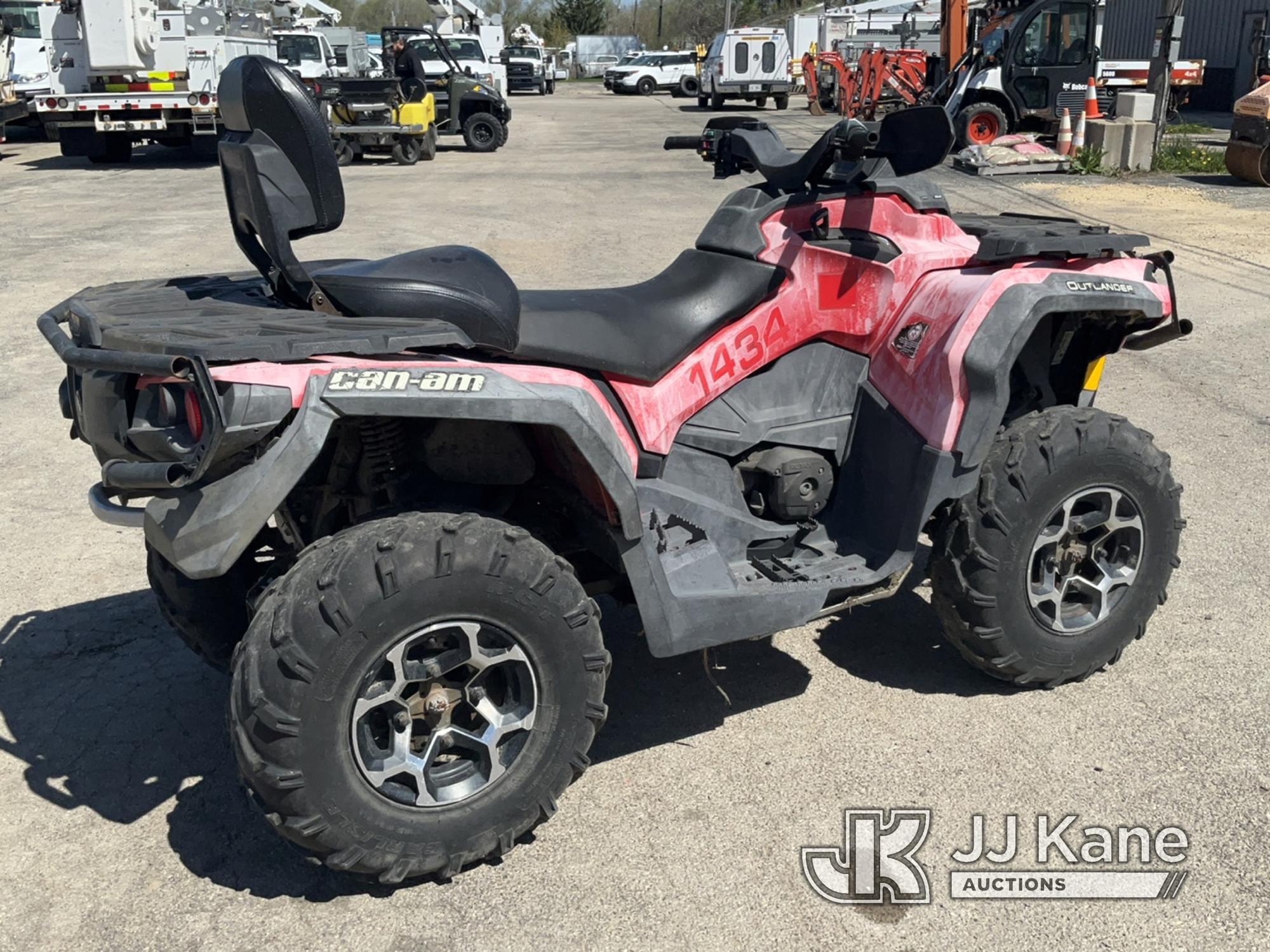 (South Beloit, IL) 2014 Can-Am 2SEB All-Terrain Vehicle Runs & Moves) (Winch Operates, Body Damage