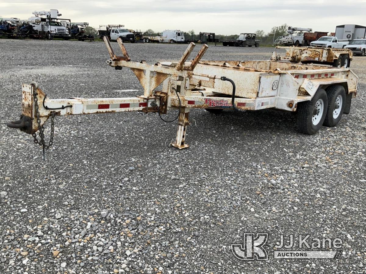 (Hawk Point, MO) 2013 Brooks Brothers T/A Pole/Material Trailer Minor Rust Damage