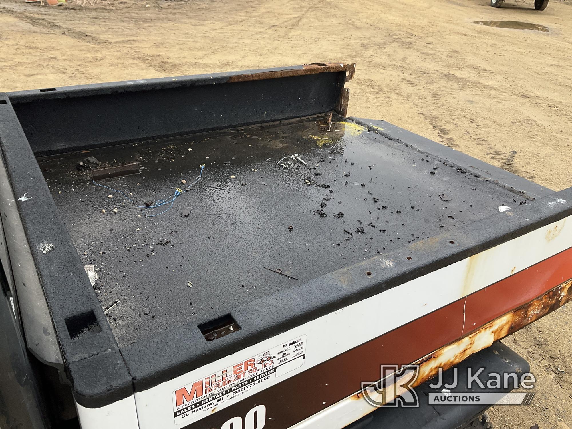 (South Beloit, IL) 2014 Bobcat 5600 4x4 Toolcat Utility Loader Runs, Moves, Operates) (Dump Bed Inop