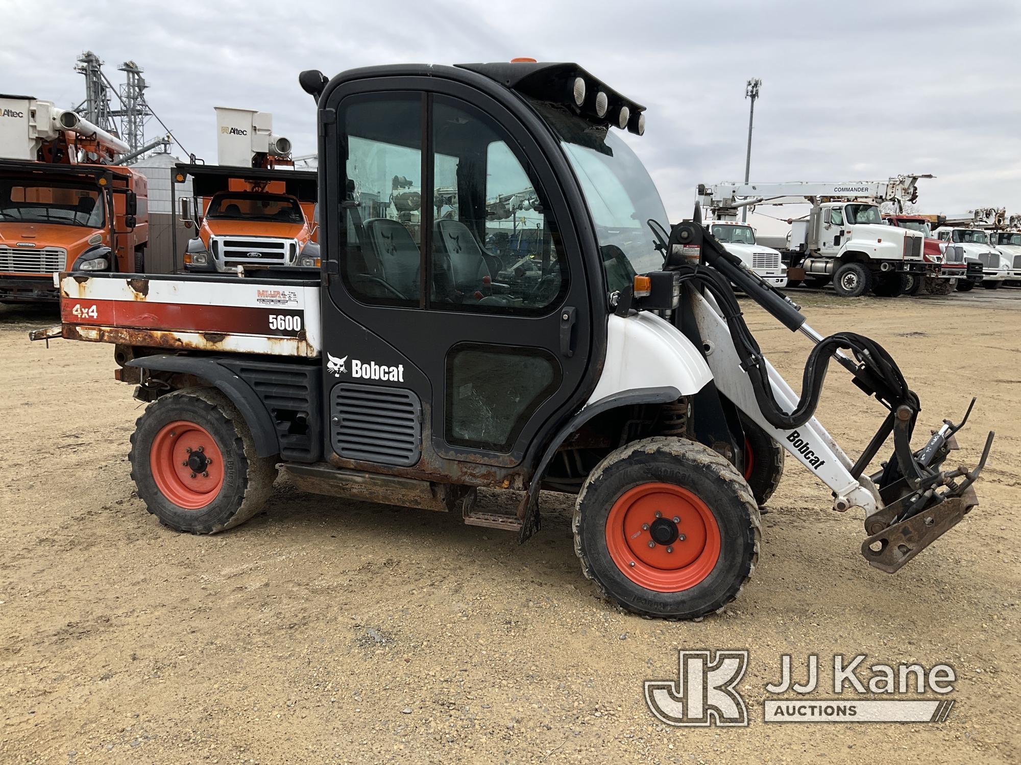 (South Beloit, IL) 2014 Bobcat 5600 4x4 Toolcat Utility Loader Runs, Moves, Operates) (Dump Bed Inop