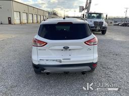 (Fort Wayne, IN) 2014 Ford Escape 4x4 4-Door Sport Utility Vehicle Runs & Moves) (Body Damage