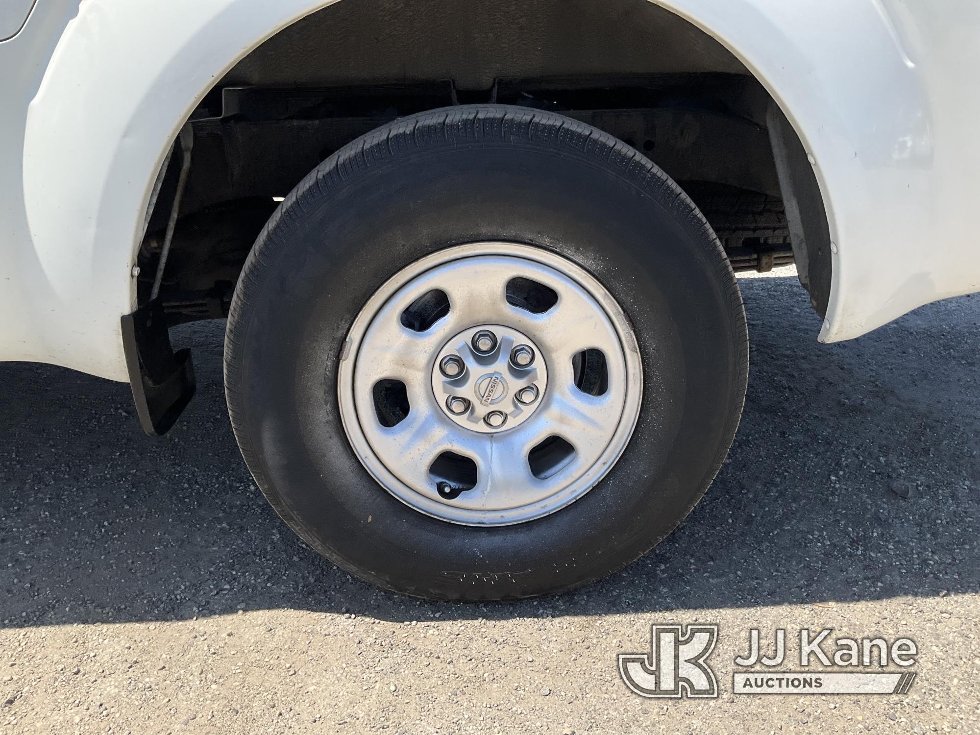 (Plymouth Meeting, PA) 2015 Nissan Frontier Extended-Cab Pickup Truck Runs & Moves, Body & Rust Dama