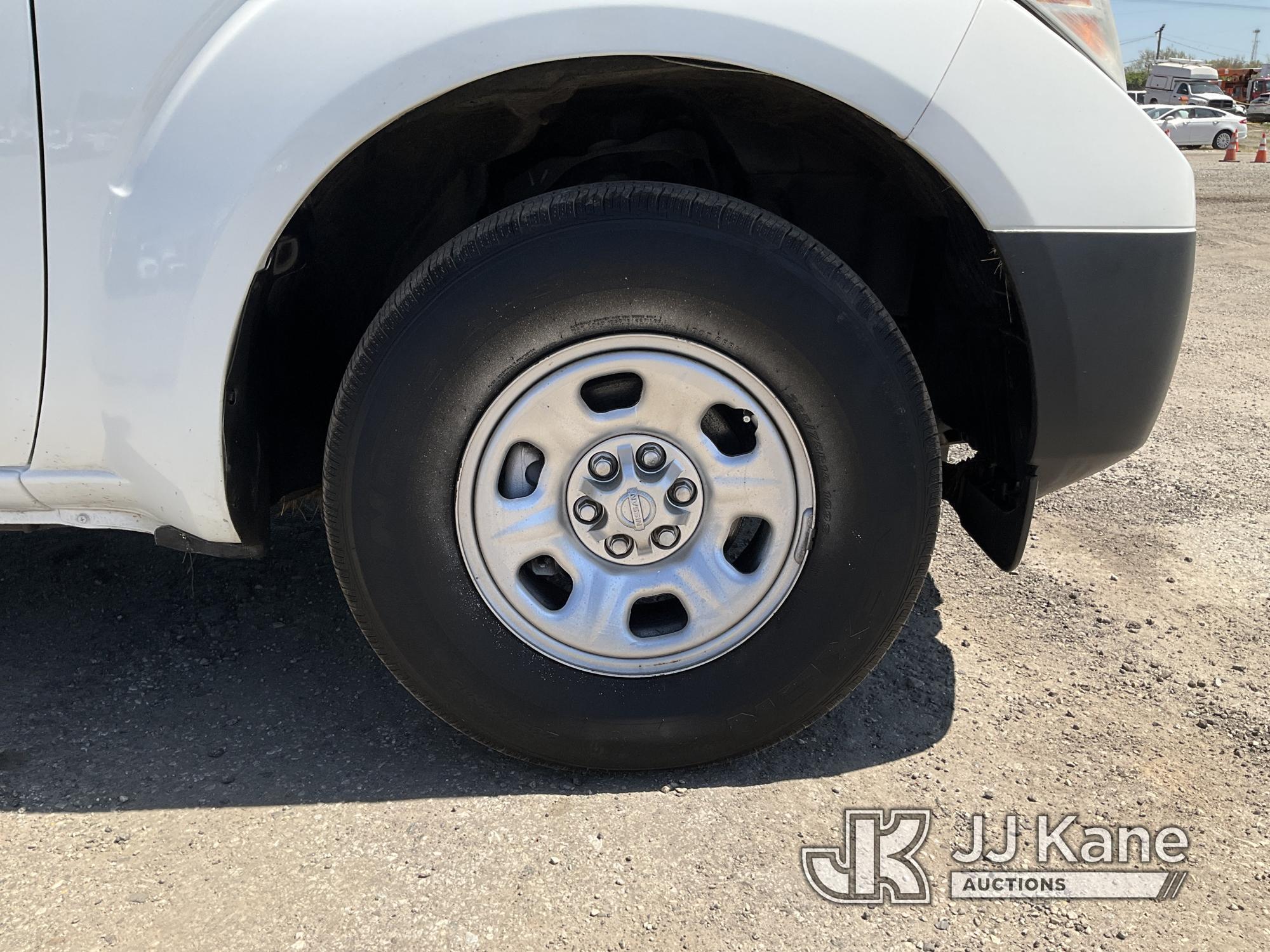 (Plymouth Meeting, PA) 2015 Nissan Frontier Extended-Cab Pickup Truck Runs & Moves, Body & Rust Dama