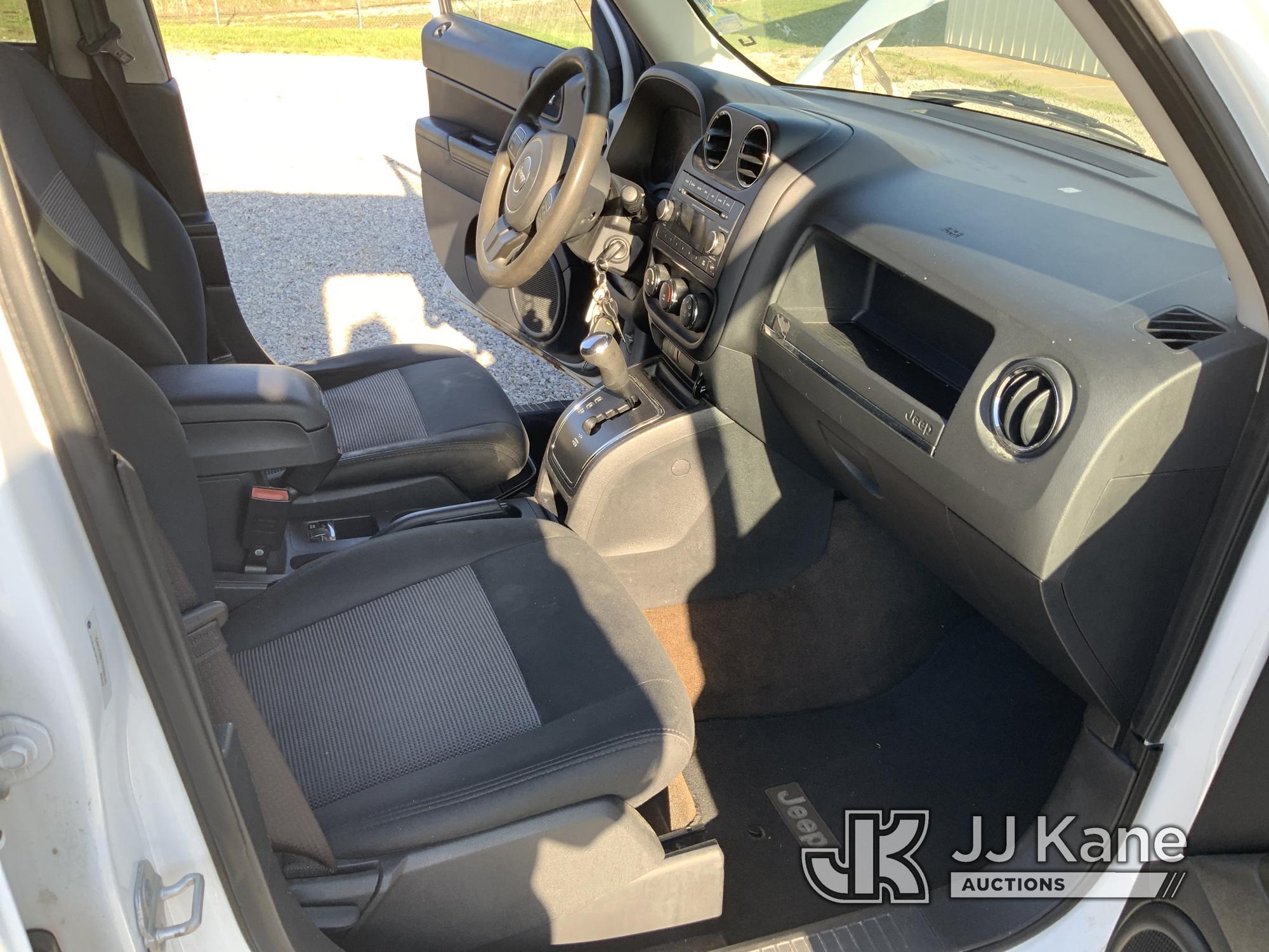 (Fort Wayne, IN) 2014 Jeep Patriot 4x4 4-Door Sport Utility Vehicle Runs & Moves) (Brake Noise