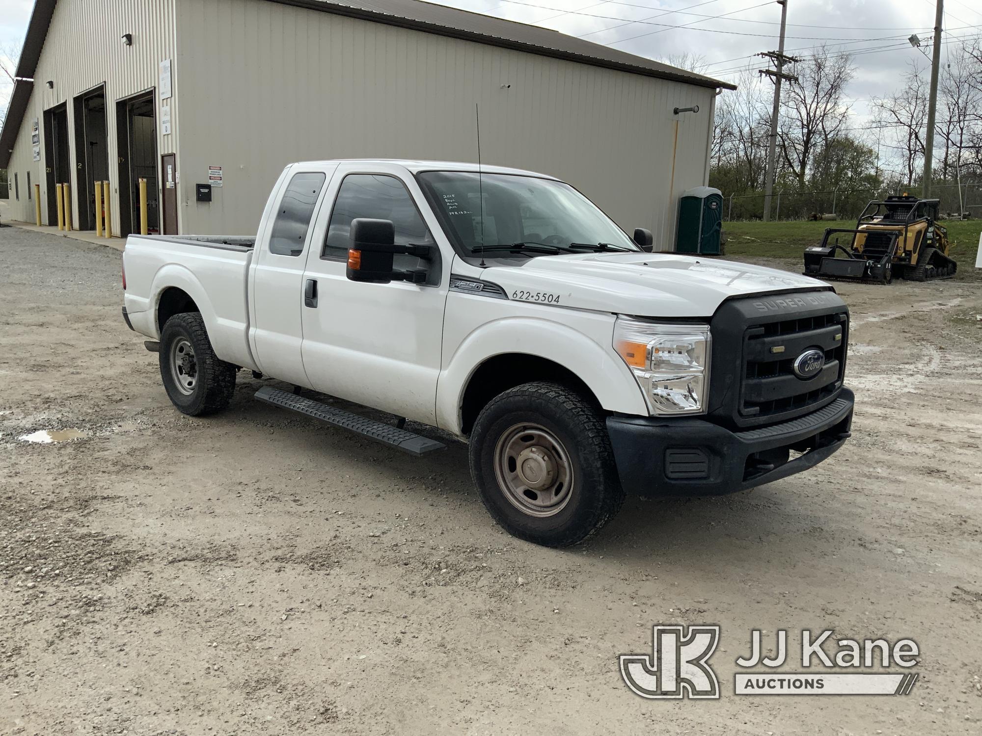 (Fort Wayne, IN) 2015 Ford F250 Extended-Cab Pickup Truck Not Running, Condition Unknown, No Crank