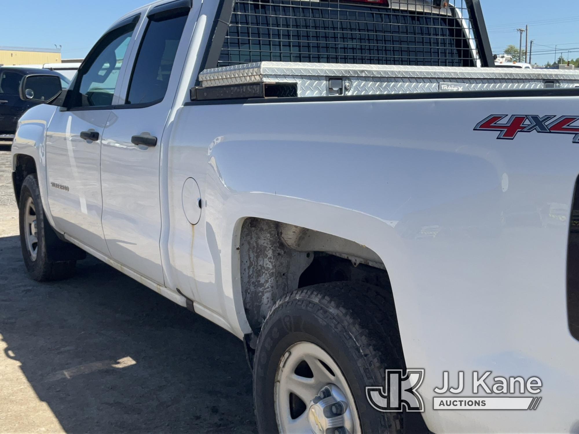 (Rome, NY) 2017 Chevrolet Silverado 1500 4x4 Extended-Cab Pickup Truck Runs & Moves, Body & Rust Dam