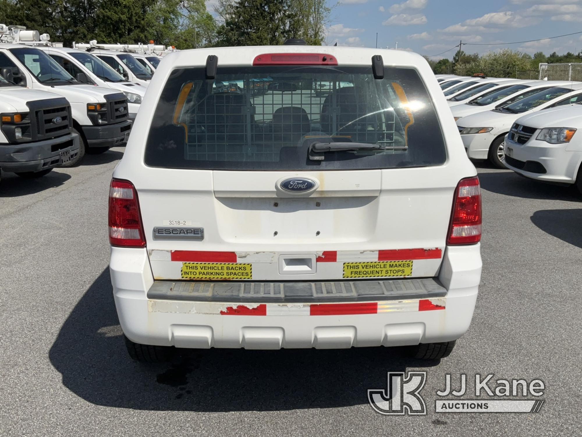 (Chester Springs, PA) 2010 Ford Escape AWD 4-Door Sport Utility Vehicle Runs & Moves, Body & Rust Da